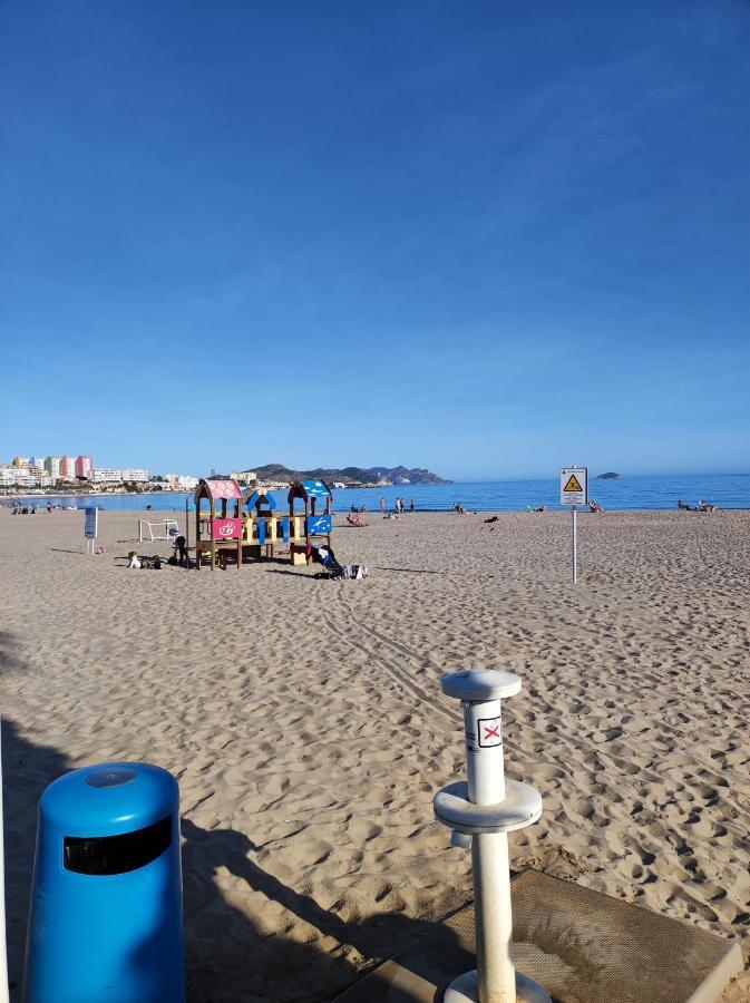 Primera Linea De Mar Con Piscina, Gimnasio Y Parking 2 Hab Y 2 Banos La Vila Joiosa Extérieur photo