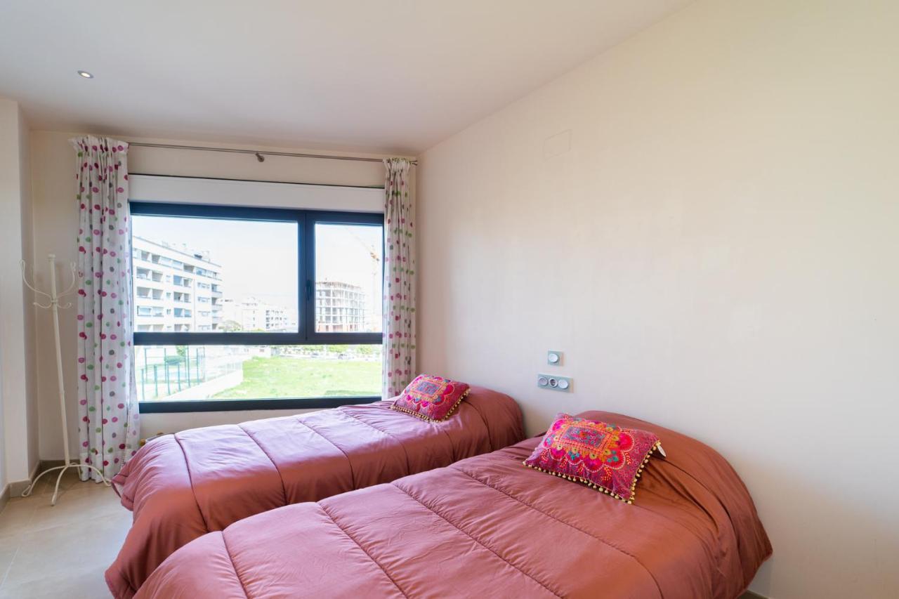 Primera Linea De Mar Con Piscina, Gimnasio Y Parking 2 Hab Y 2 Banos La Vila Joiosa Extérieur photo