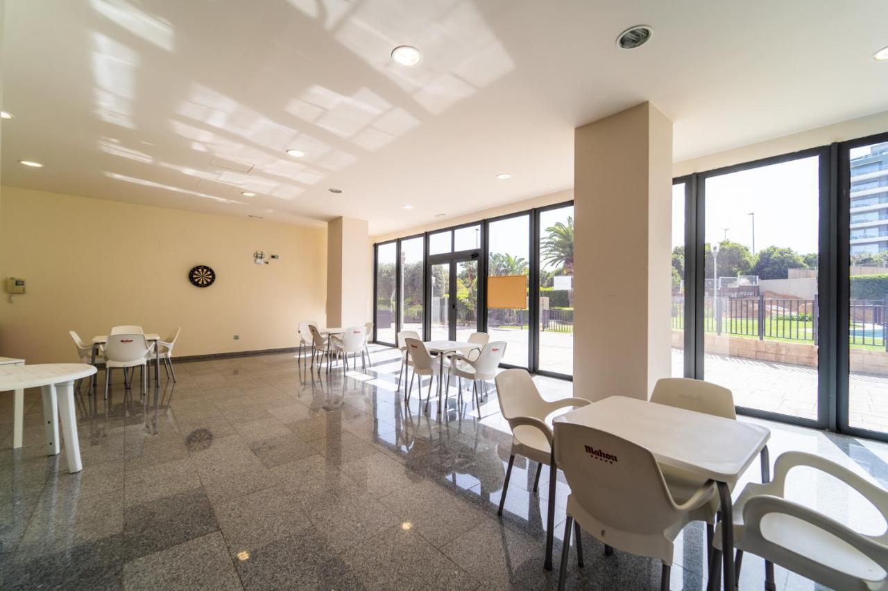 Primera Linea De Mar Con Piscina, Gimnasio Y Parking 2 Hab Y 2 Banos La Vila Joiosa Extérieur photo