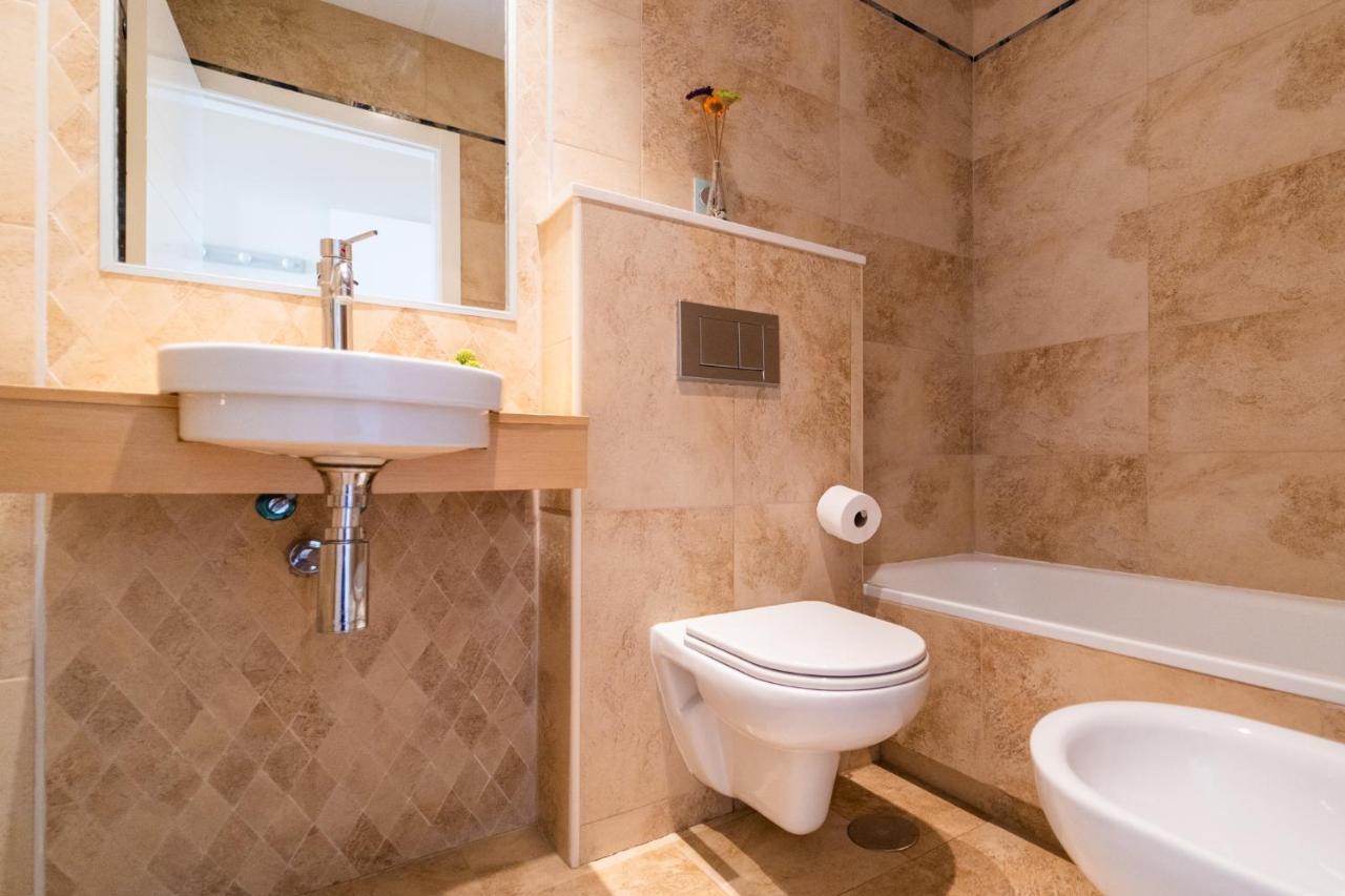 Primera Linea De Mar Con Piscina, Gimnasio Y Parking 2 Hab Y 2 Banos La Vila Joiosa Extérieur photo